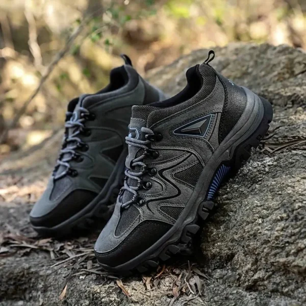 Chaussures de randonnée homme résistantes à l'eau - Couleur Gris – Image 2